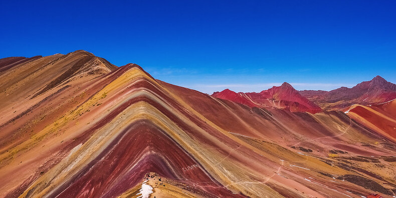 pontos turisticos em cusco - montanha colorida